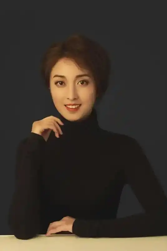 崔文静