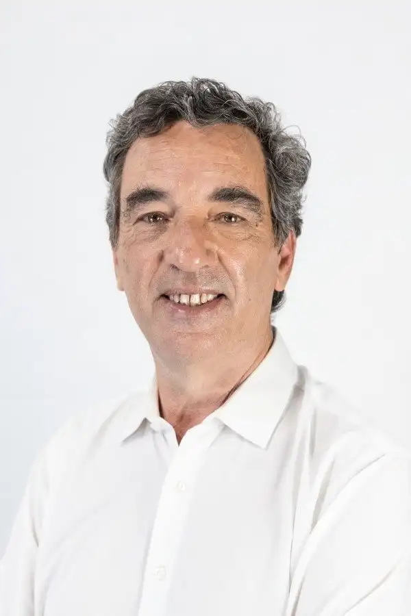 Júlio Magalhães