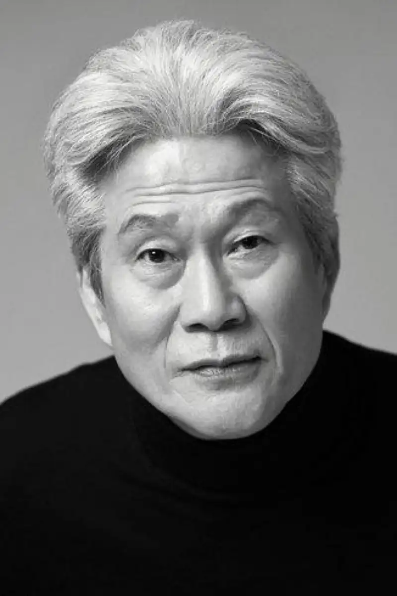Do-Gyeong Lee