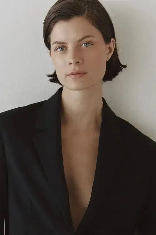 Sophie Deahl