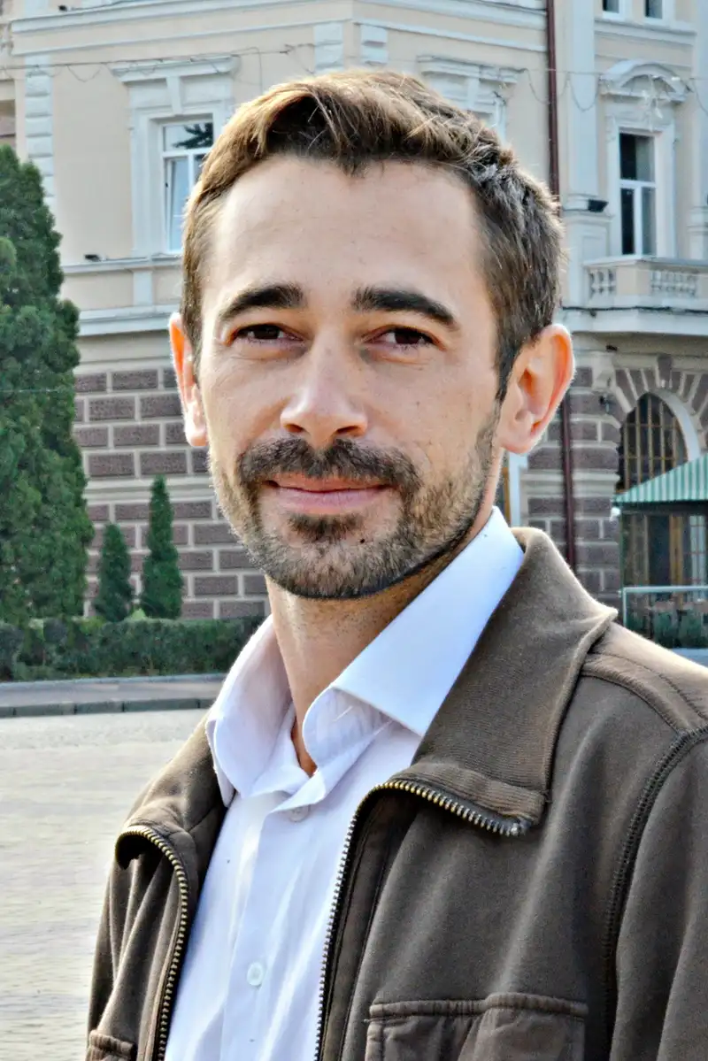 Yevhen Latsik