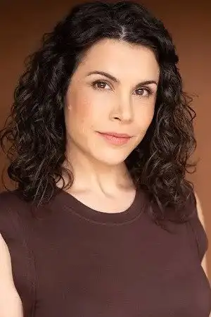 Leslie Hippensteel