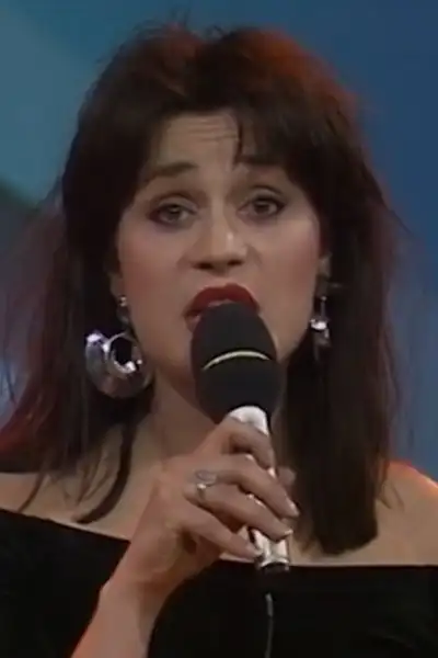 Aviaja Lumholdt
