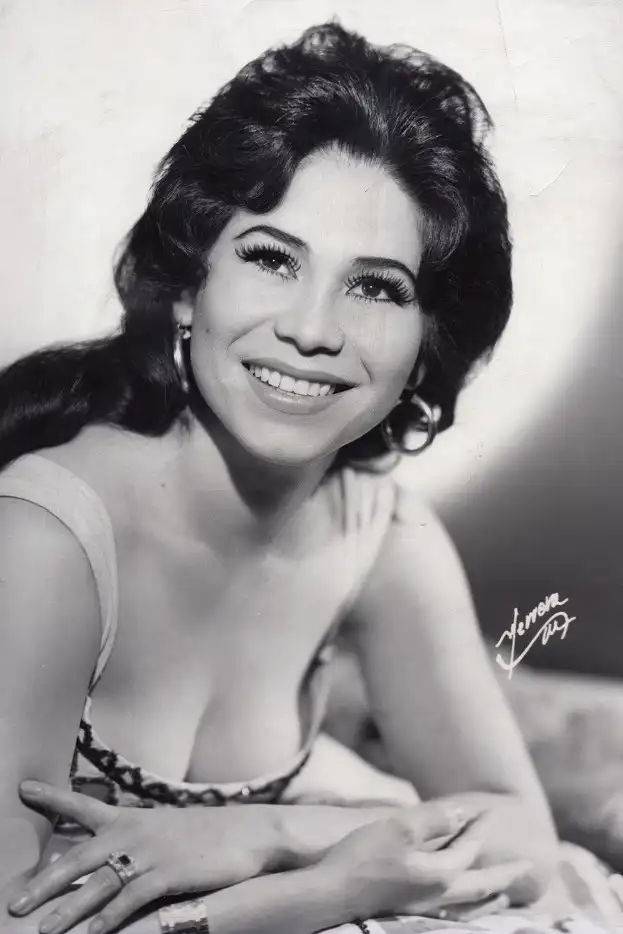 María Elena Velasco