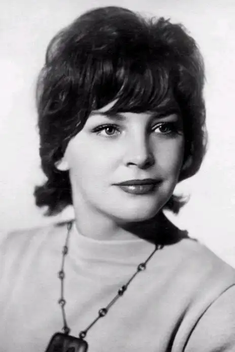 Elza Lezhdey
