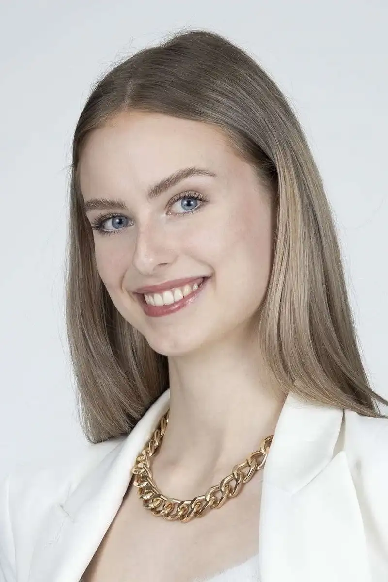 Alina Enns
