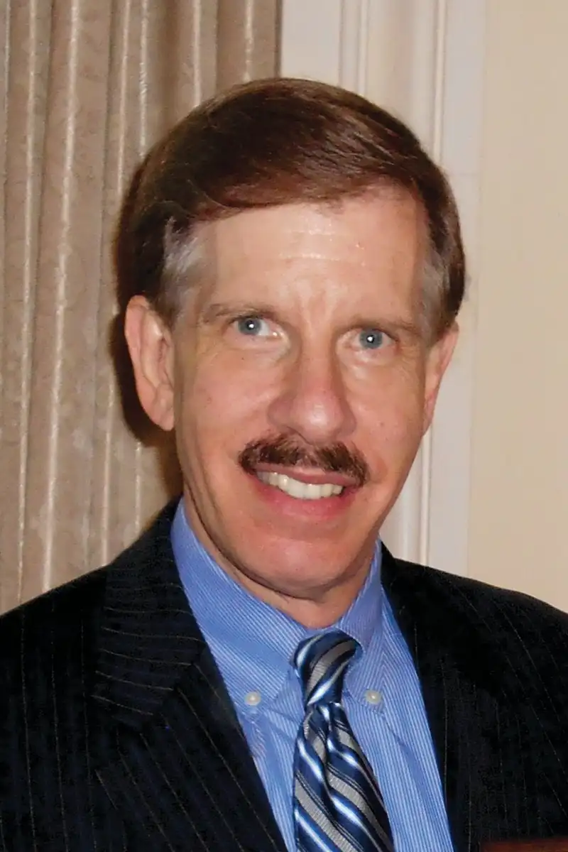Eli Rosenbaum