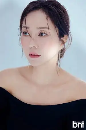 Jo Mi-ryung