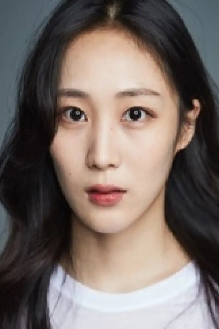 Shin Ye-Ji