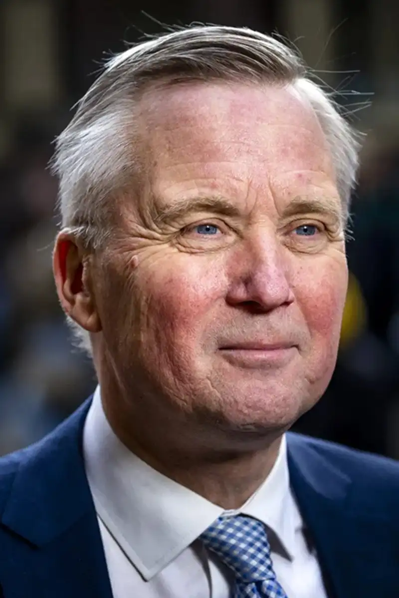 Eric van der Burg