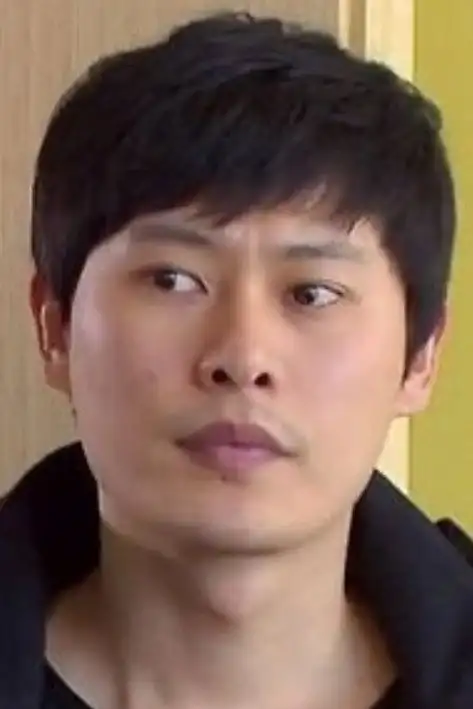 Dong Yoon-Seok