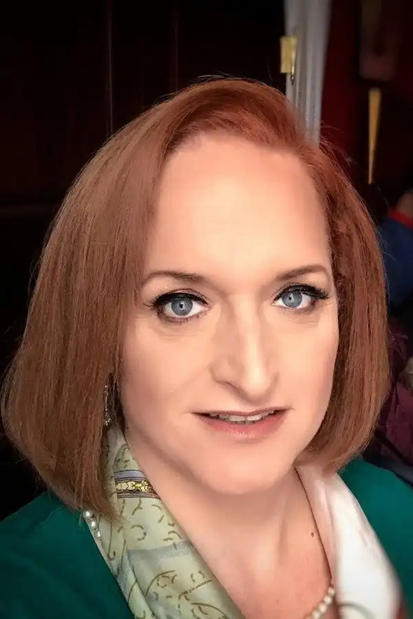 Lynette Nusbacher