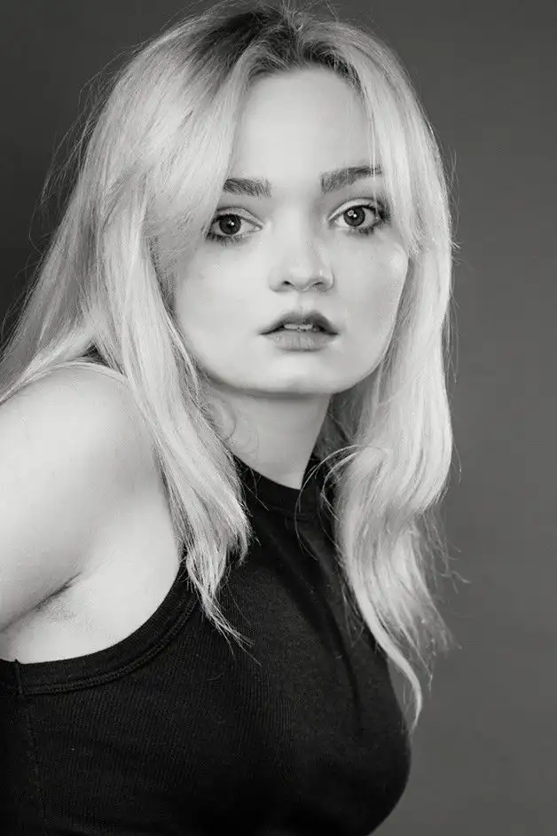 Natalie Grace