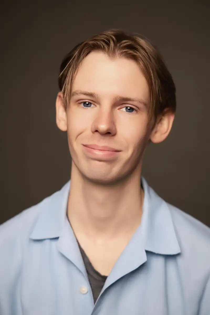 Nicholas Lloyd