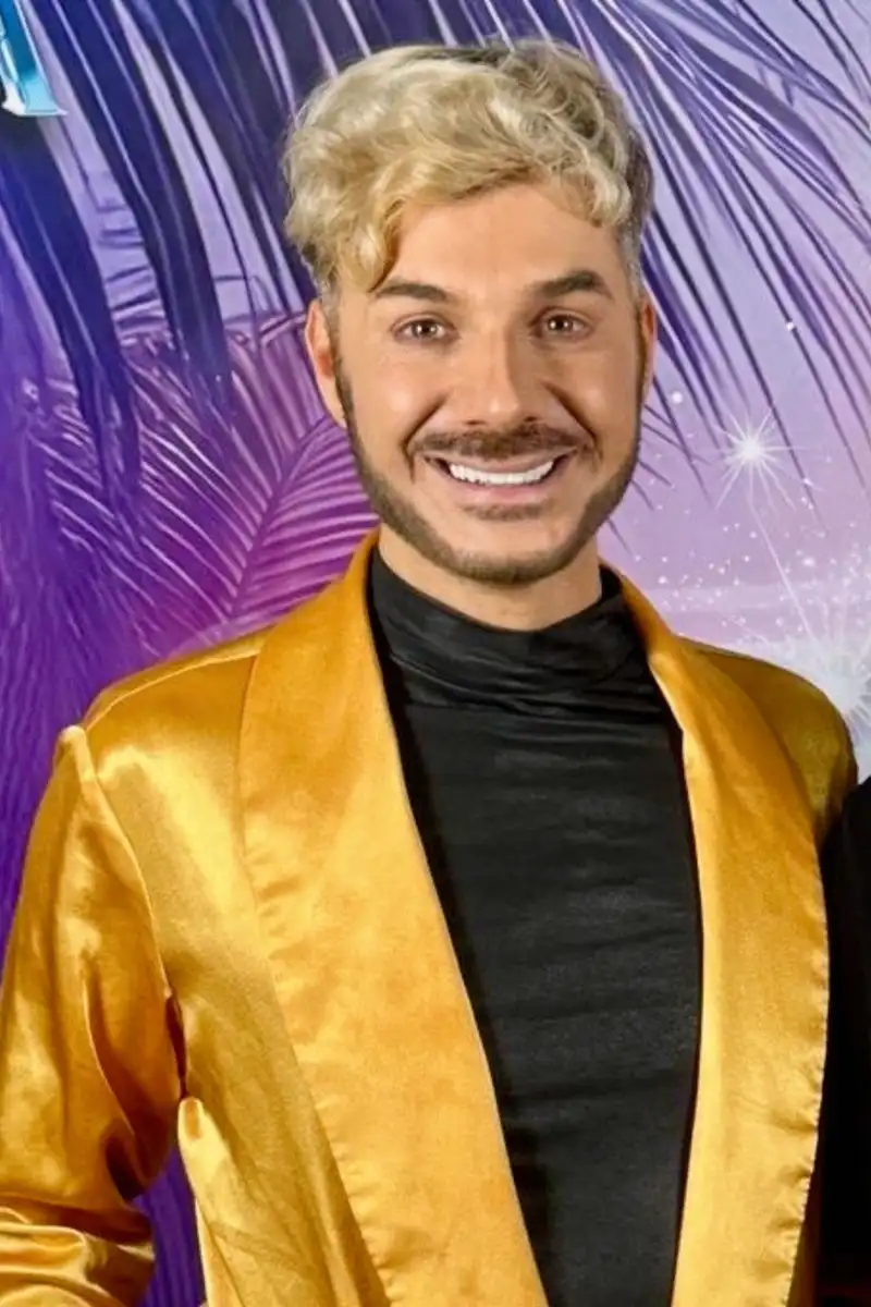 Sam Dylan