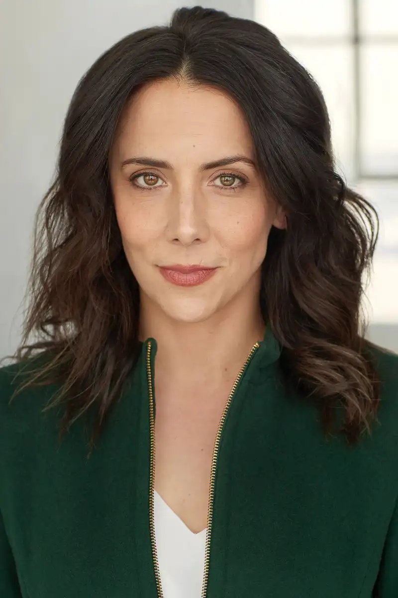 Kirsten Scoles