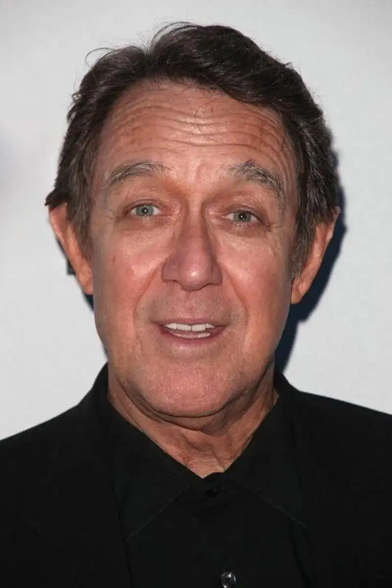 Larry Pine