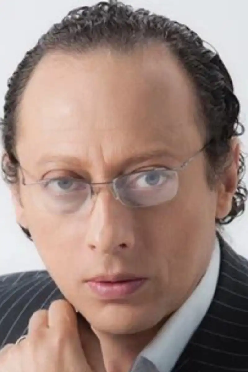 Carlos Serrato