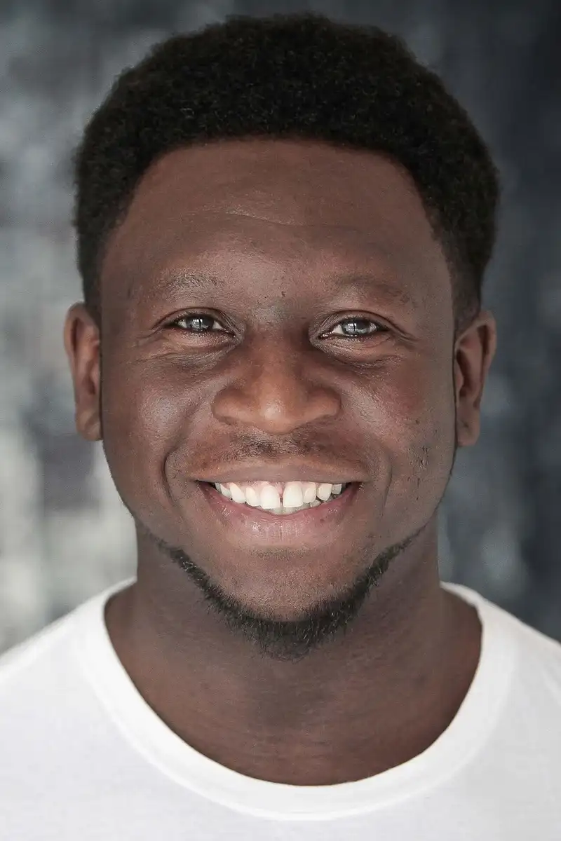 Yinka Awoni