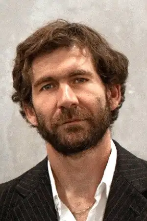 Ari Balouzian