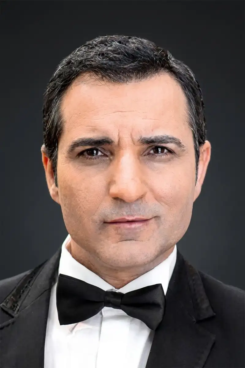 Rafet El Roman